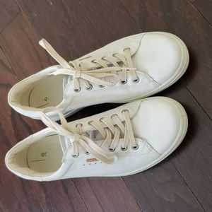 Ecco Soft 7 white leather sneaker
